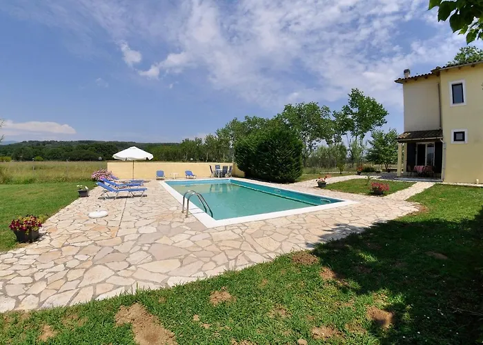 ヴィラ Corfu Ermioli With Pool