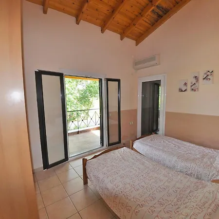 Corfu Ermioli With Pool *